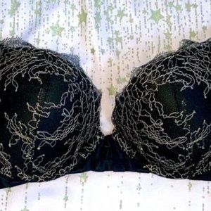 Victoria Secret 32B Chantilly Lace Bra Bombshell Black Rare